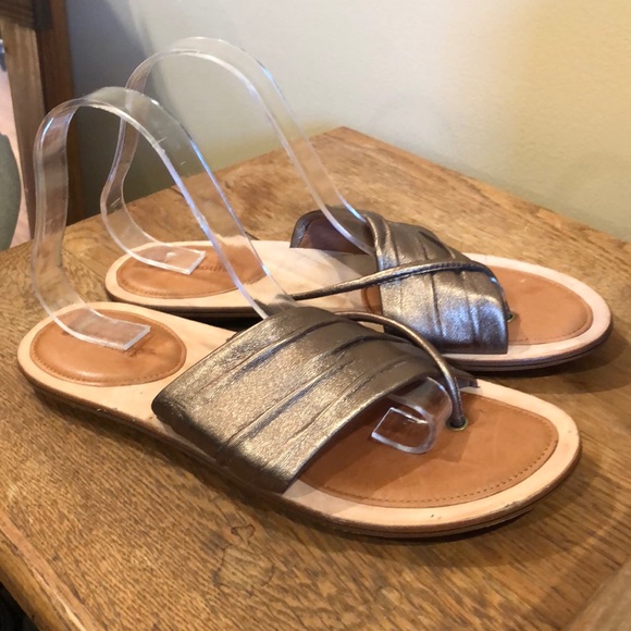gentle souls Shoes - Gentle Souls Unique Thong Sandals mahogany size 10